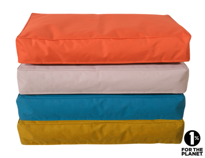 Display 8 Matelas Outdoor Vany